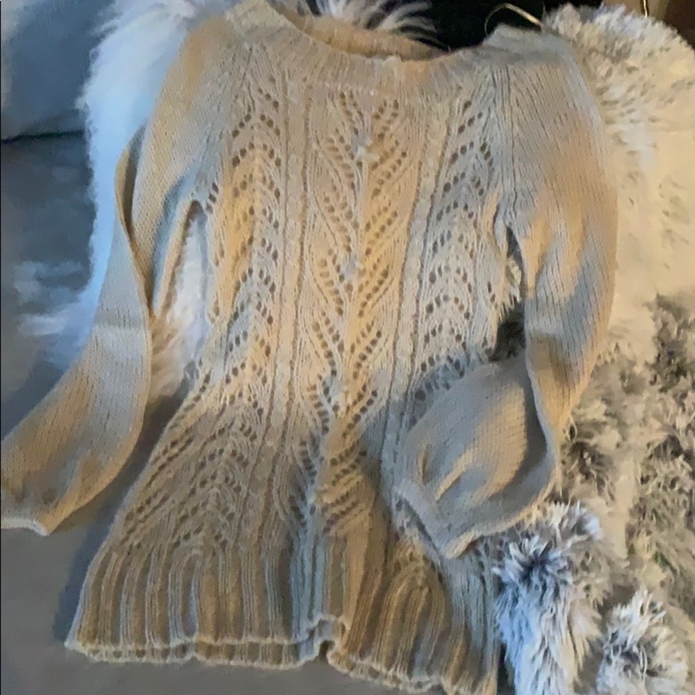 H & M Tan sweater